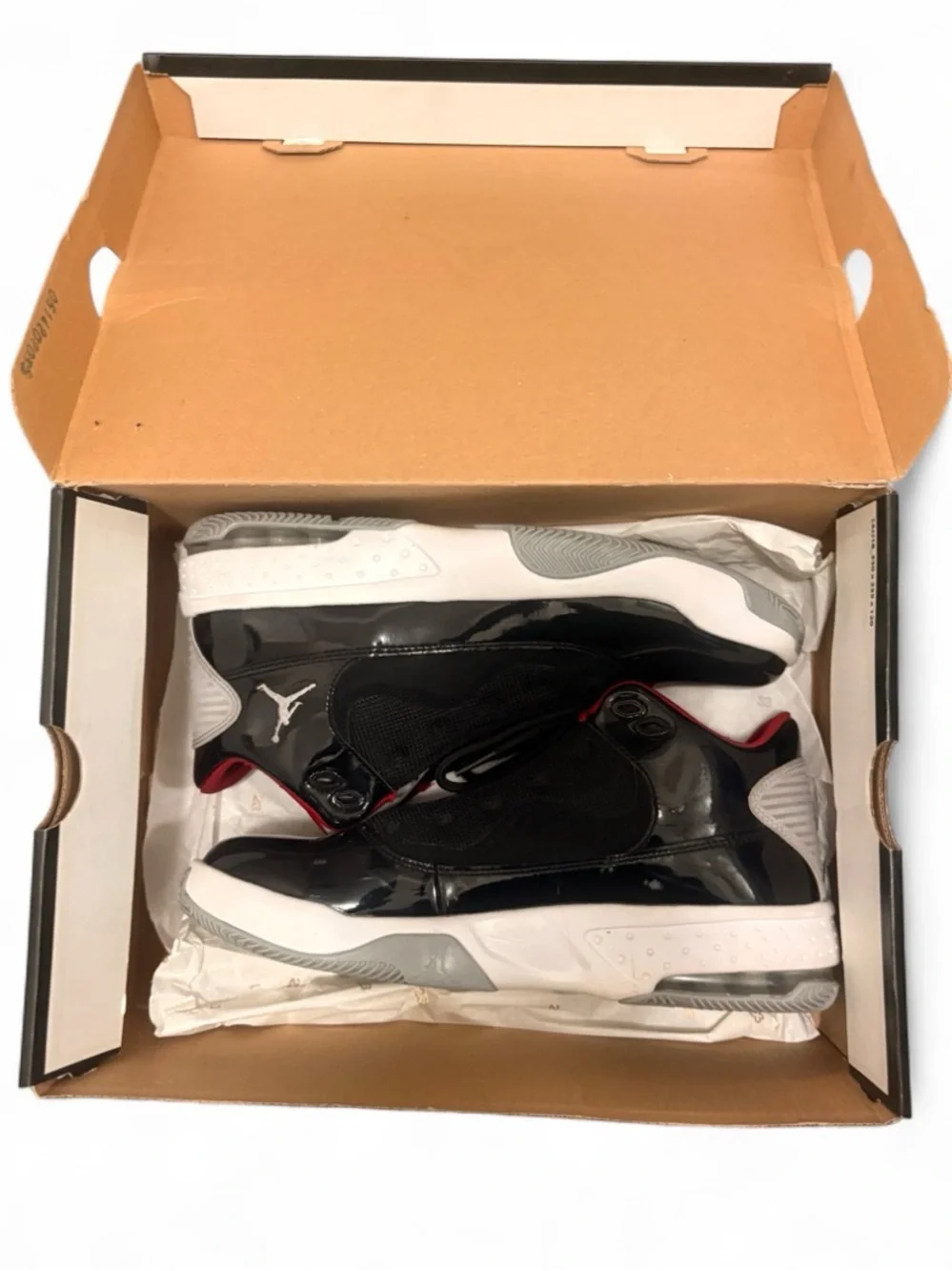 Jordan Max Aura 2 Black/White/Red Patent